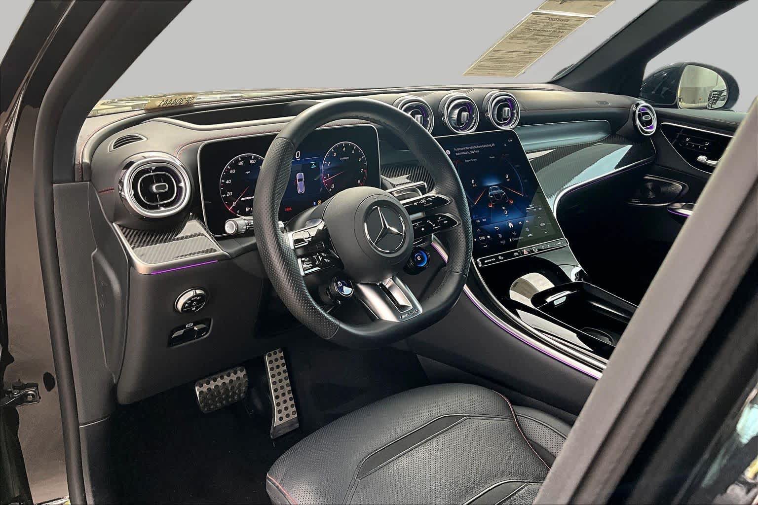 Used 2025 Mercedes-Benz GLC 43 AMG 4MATIC image 18