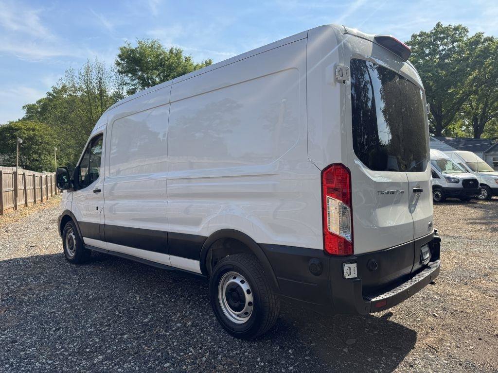 Used 2024 Ford Transit 250 148 Medium Roof w/ Load Area Protection Package RWD image 3
