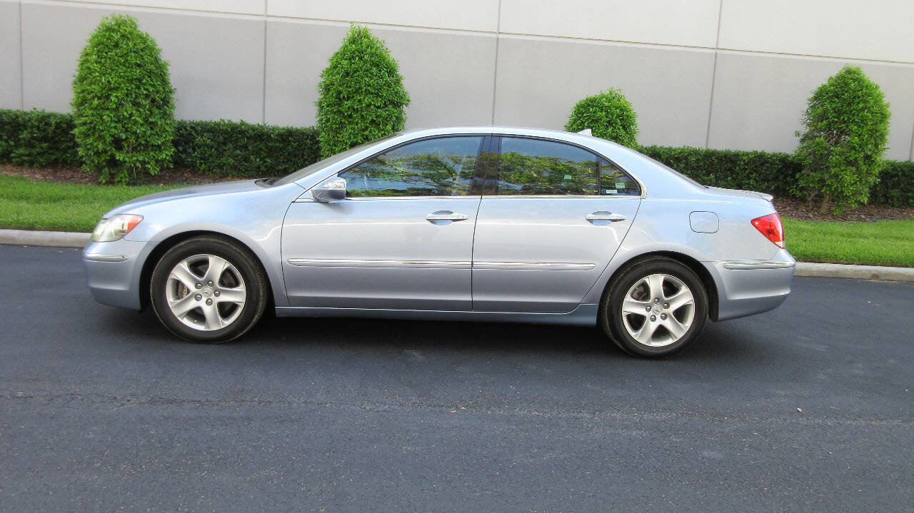 Used 2005 Acura RL AWD/4WD image 2