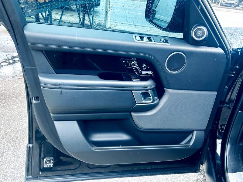 Used 2021 Land Rover Range Rover P525 Westminster Edition image 9