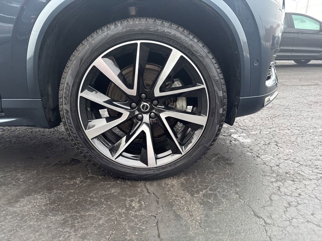 Used 2025 Volvo XC90 B5 Plus w/ Protection Package Premier image 16