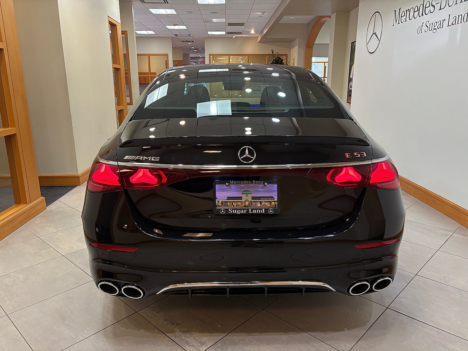 New 2027 Mercedes-Benz E 53 AMG e 4MATIC Sedan image 4