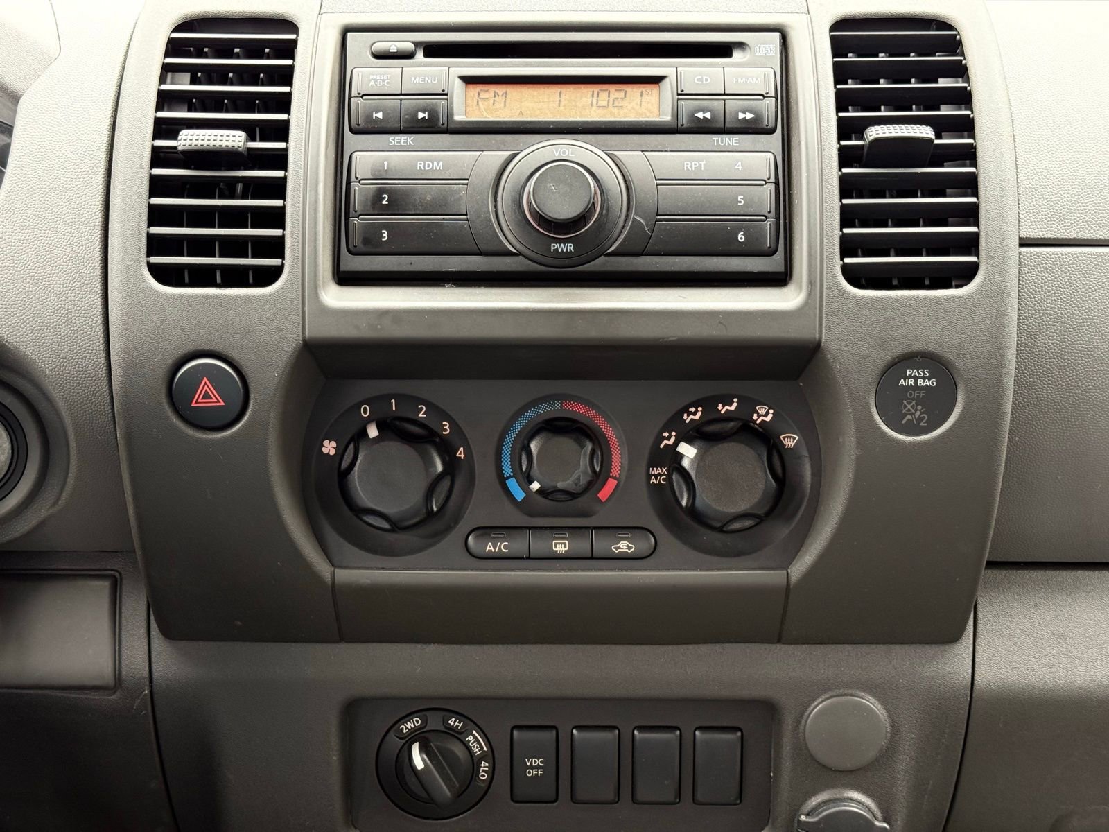 Used 2011 Nissan Xterra X image 26