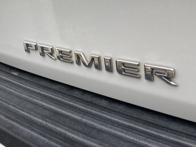Used 2021 Chevrolet Suburban Premier w/ Premium Package AWD/4WD image 8