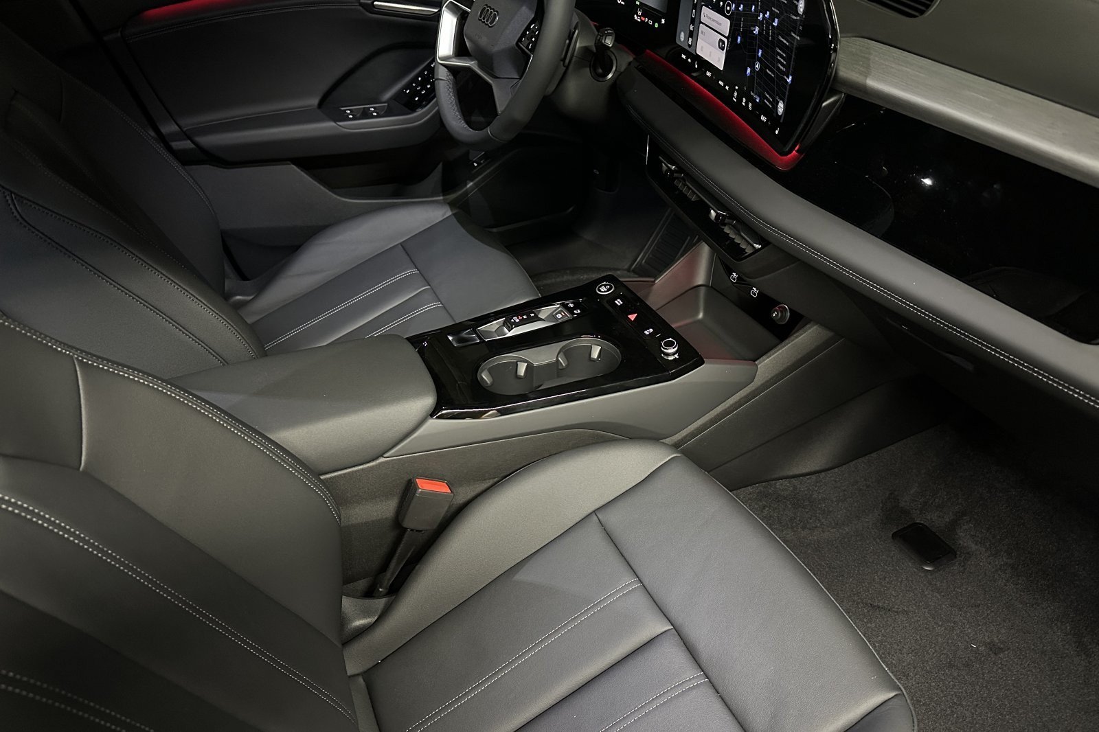 New 2027 Audi Q6 e-tron Premium Plus AWD/4WD image 14