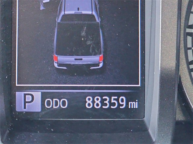 Used 2020 Toyota Tacoma TRD Off-Road image 25