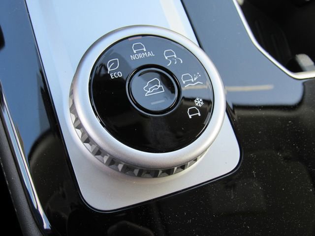 New 2026 Mitsubishi Outlander ES image 26