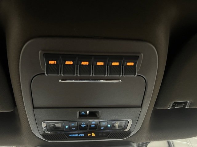 Used 2025 Ford F350 King Ranch w/ FX4 Off-Road Package image 40