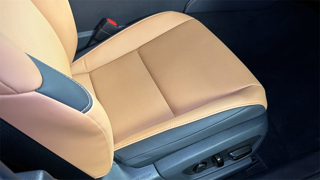 Certified 2024 Lexus ES 350 w/ Premium Package image 13