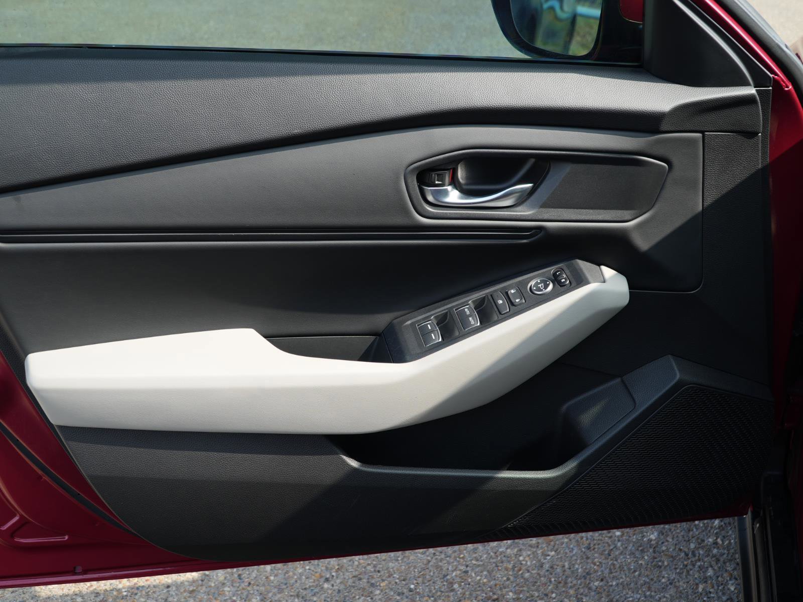 Used 2023 Honda Accord EX image 13