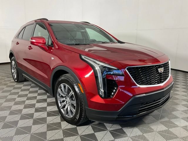 Used 2022 Cadillac XT4 Sport AWD/4WD image 3