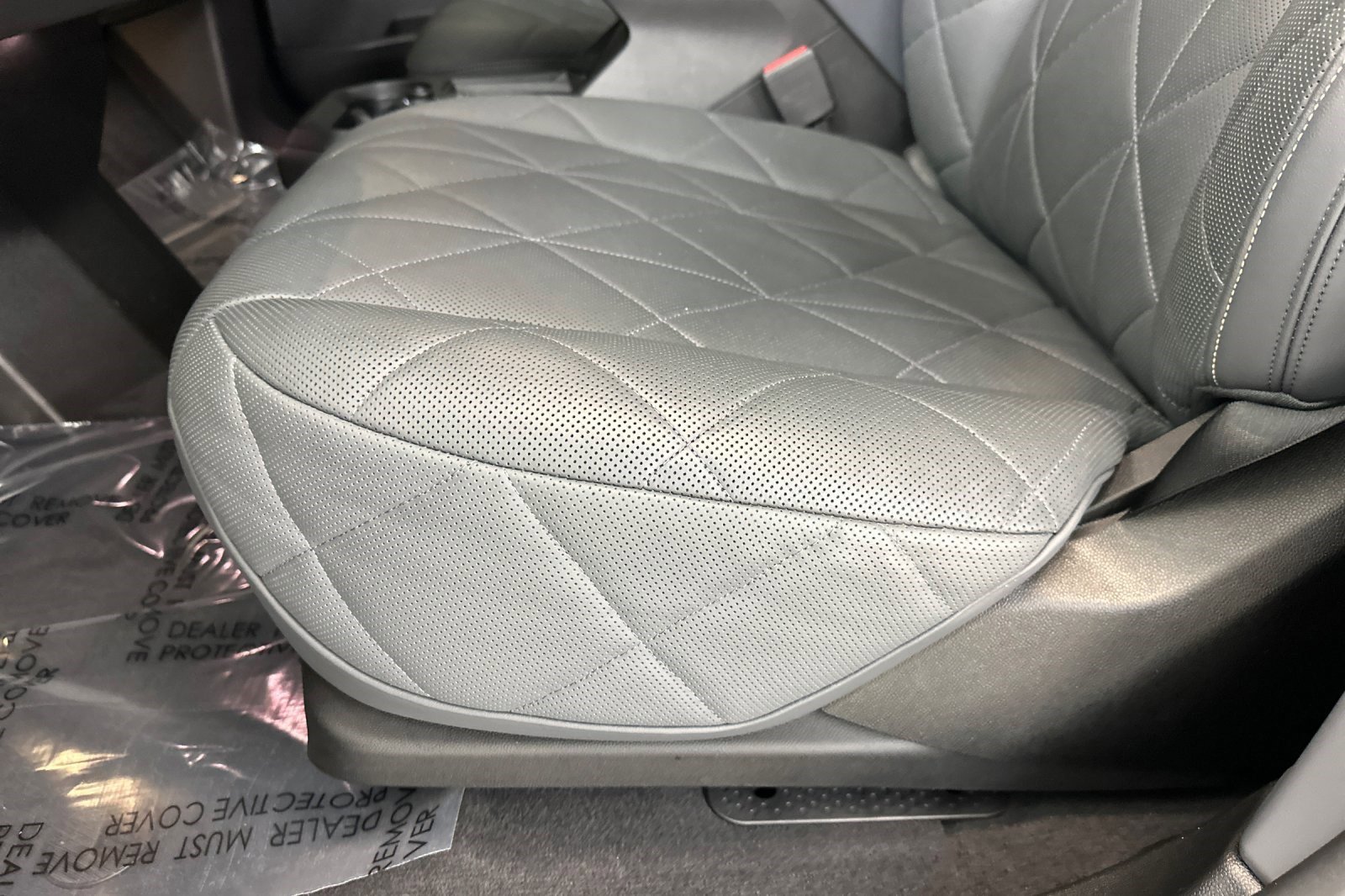 Certified 2023 BMW iX M60 w/ Executive Package image 15