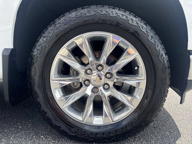 Used 2020 Chevrolet Silverado 1500 LTZ w/ LTZ Plus Package AWD/4WD image 9
