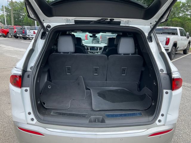 Used 2022 Buick Enclave Premium AWD/4WD image 19