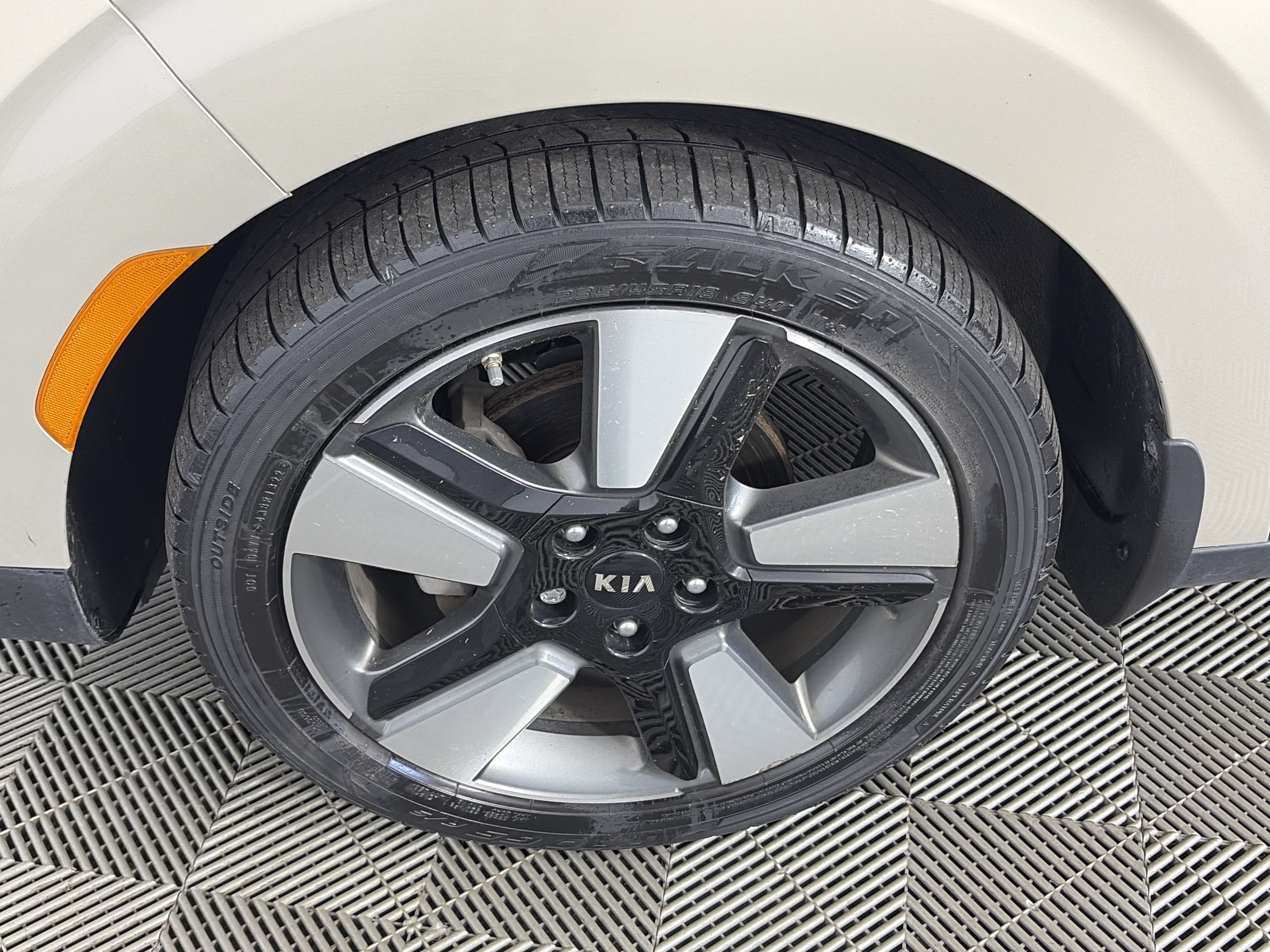 Used 2020 Kia Soul EX FWD image 14
