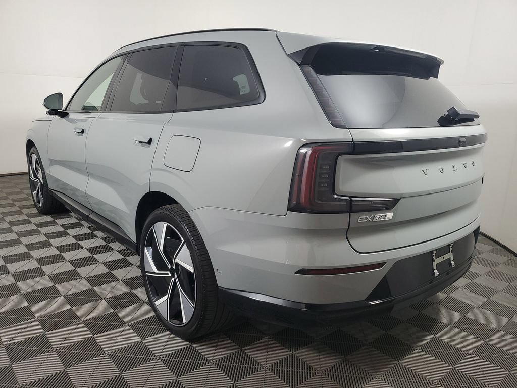 Certified 2025 Volvo EX90 Ultra AWD/4WD image 6