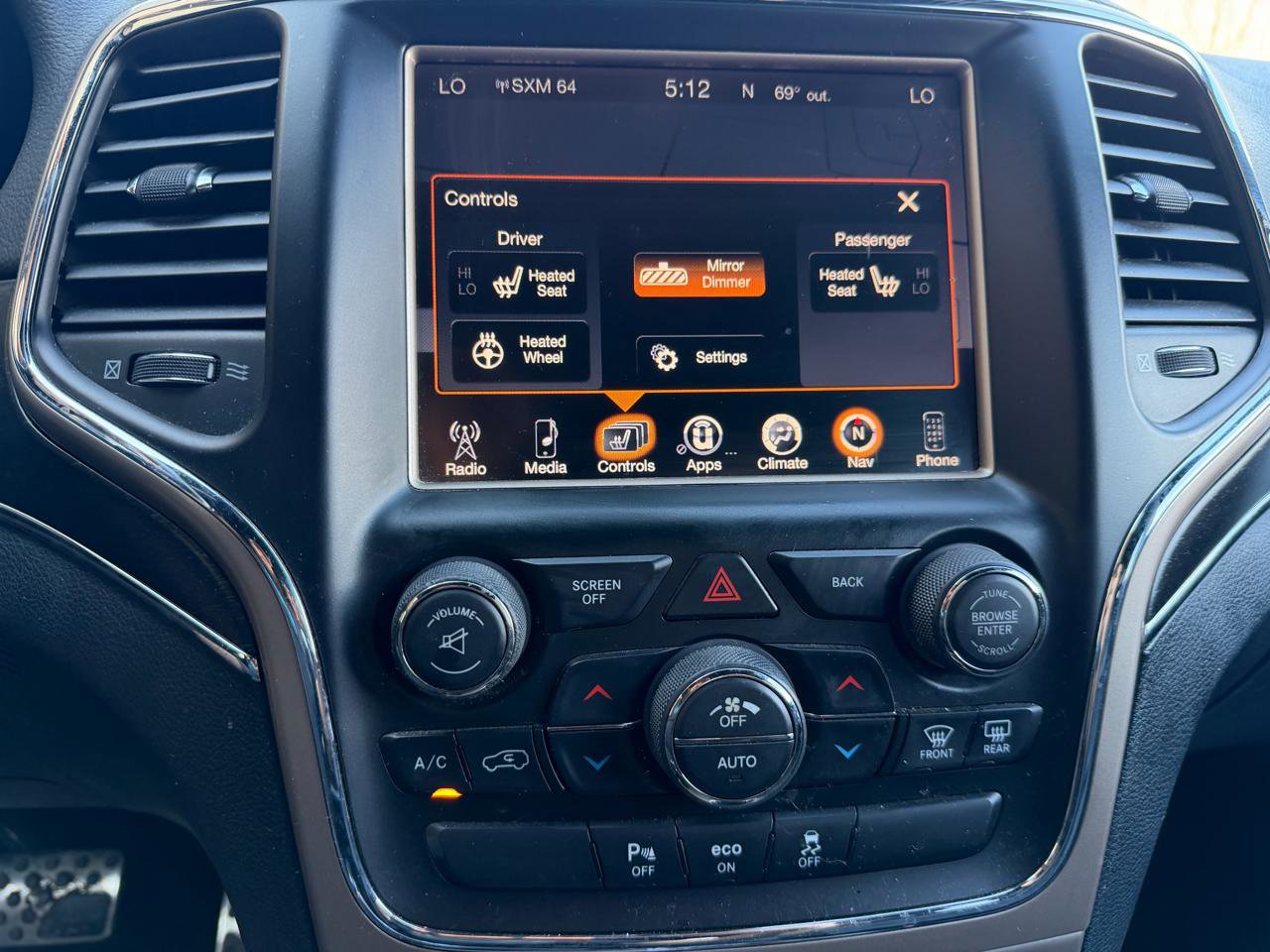 Used 2015 Jeep Grand Cherokee Limited image 25