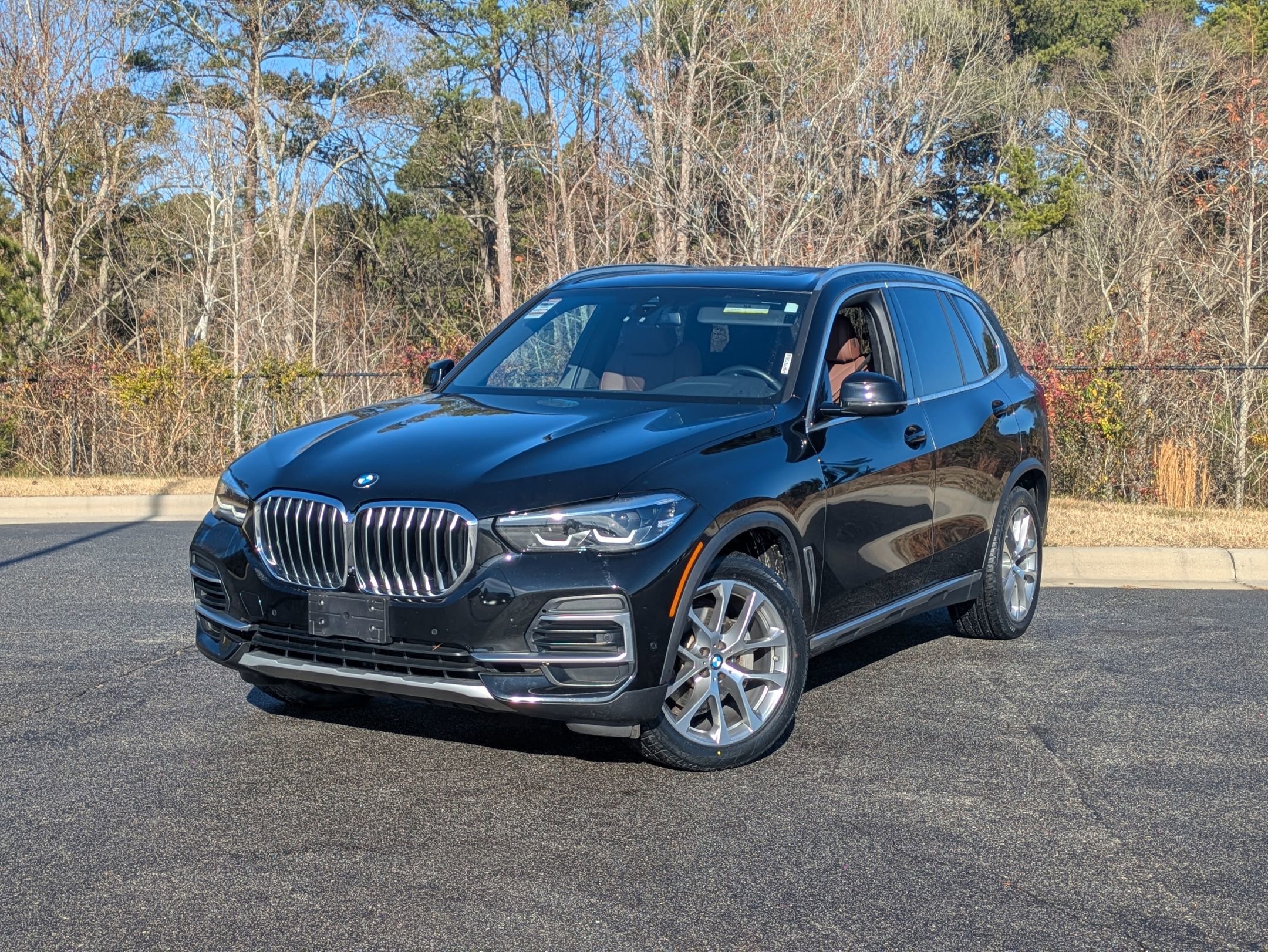 Used 2023 BMW X5 xDrive40i w/ Parking Assistance Package image 1