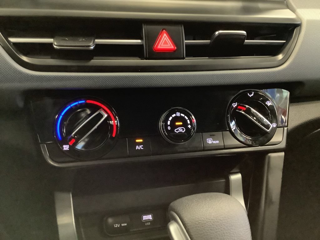 Certified 2024 Kia Seltos LX AWD/4WD image 10