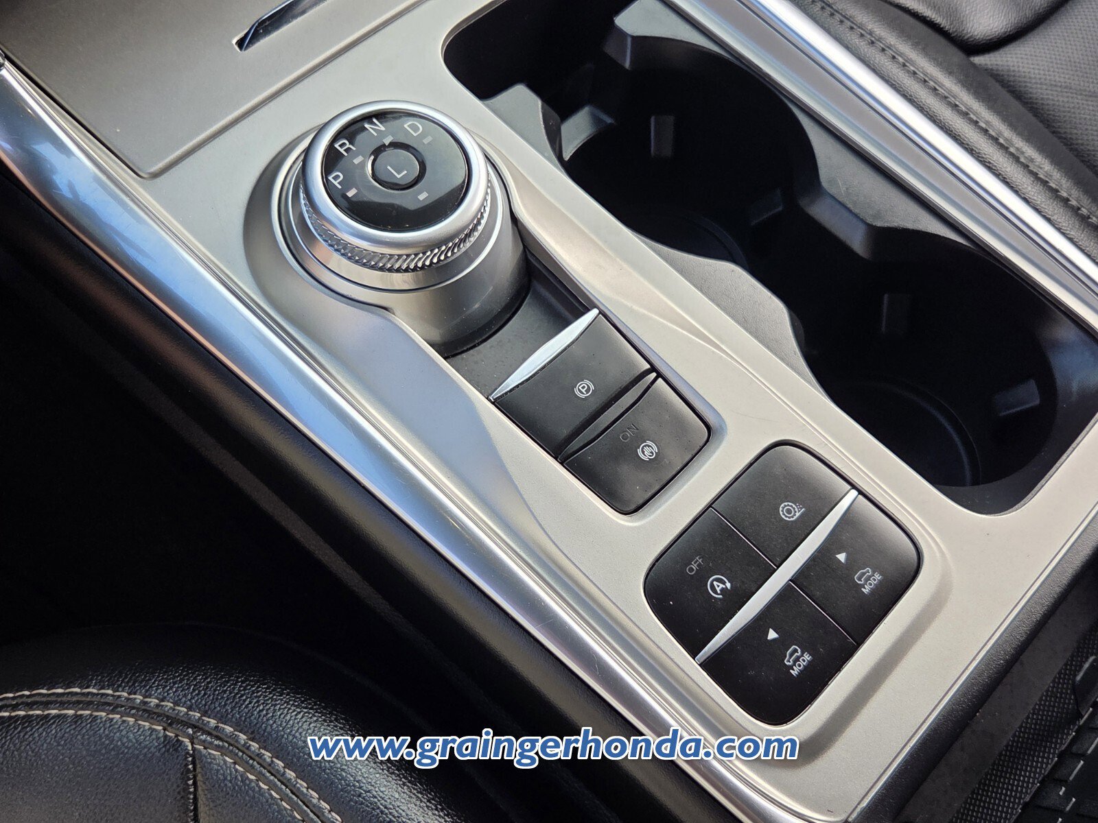 Used 2023 Ford Explorer Limited image 21