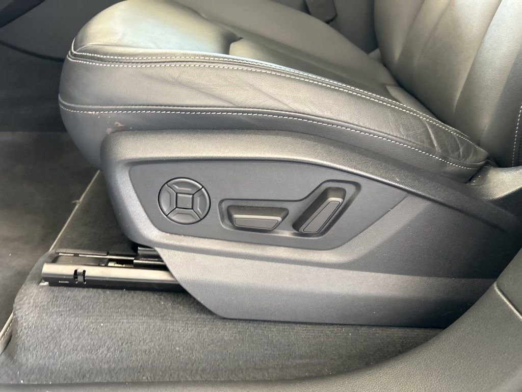 Used 2025 Audi Q7 3.0T Premium Plus image 46