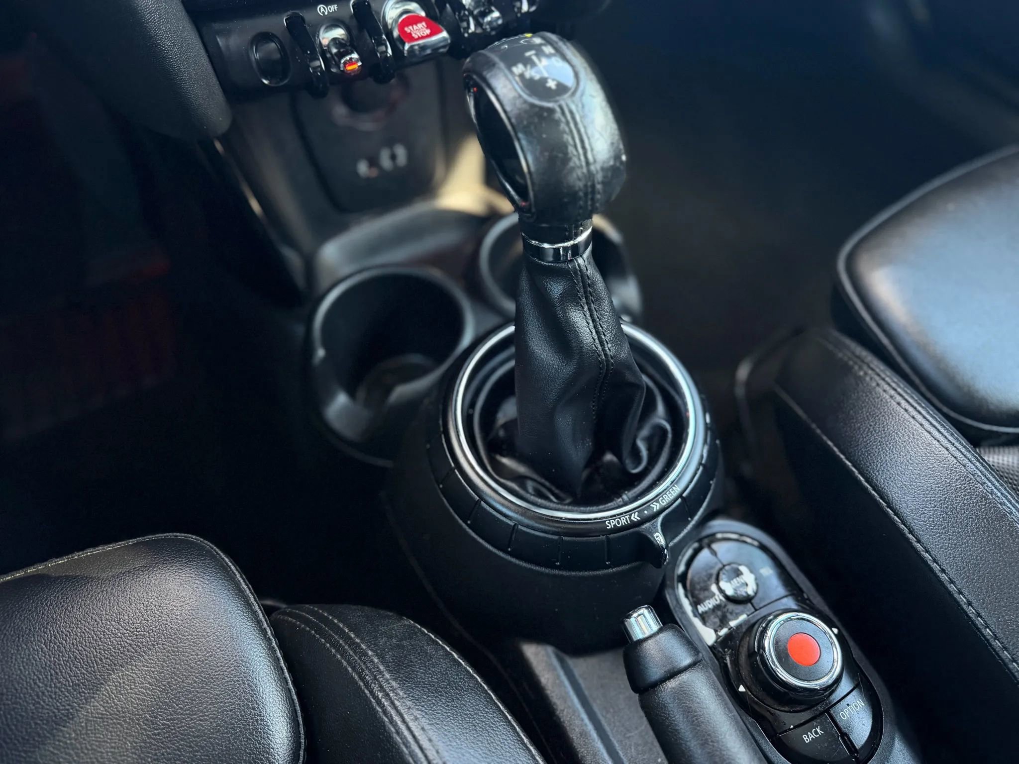 Used 2017 MINI Cooper S image 23