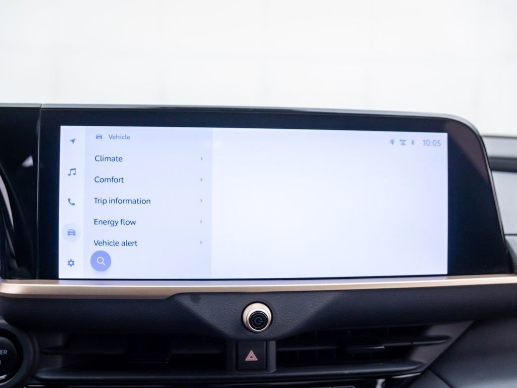 Used 2024 Toyota Crown Limited image 20