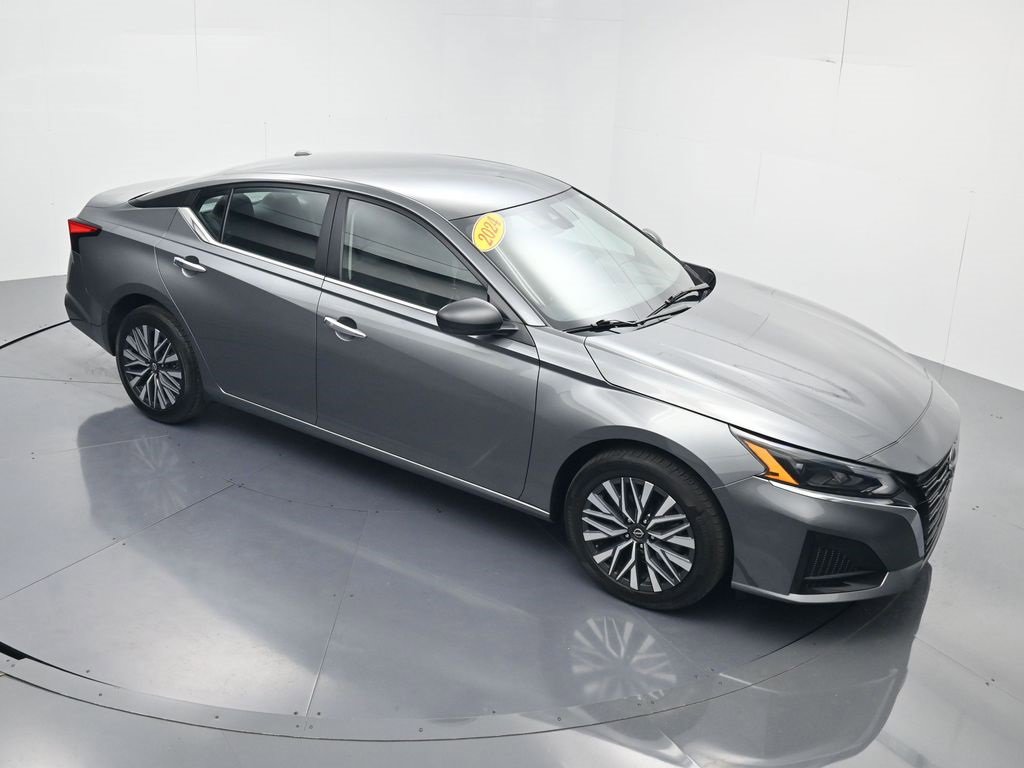 Used 2024 Nissan Altima 2.5 SV image 57