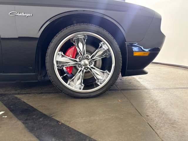 Used 2013 Dodge Challenger R/T RWD image 12
