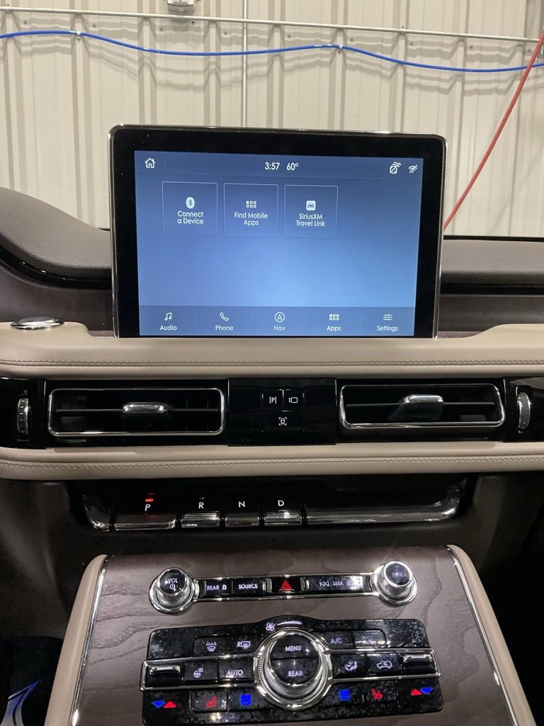 Used 2023 Lincoln Aviator Reserve w/ Equipment Group 201A image 19