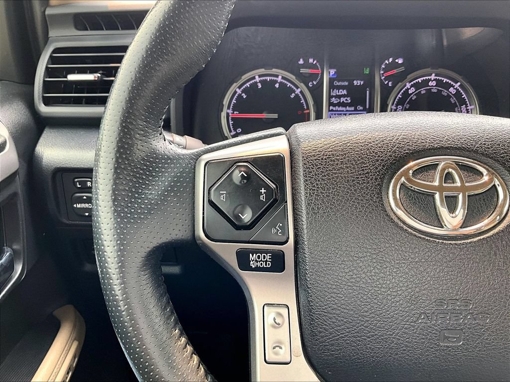 Used 2020 Toyota 4Runner Limited RWD image 19