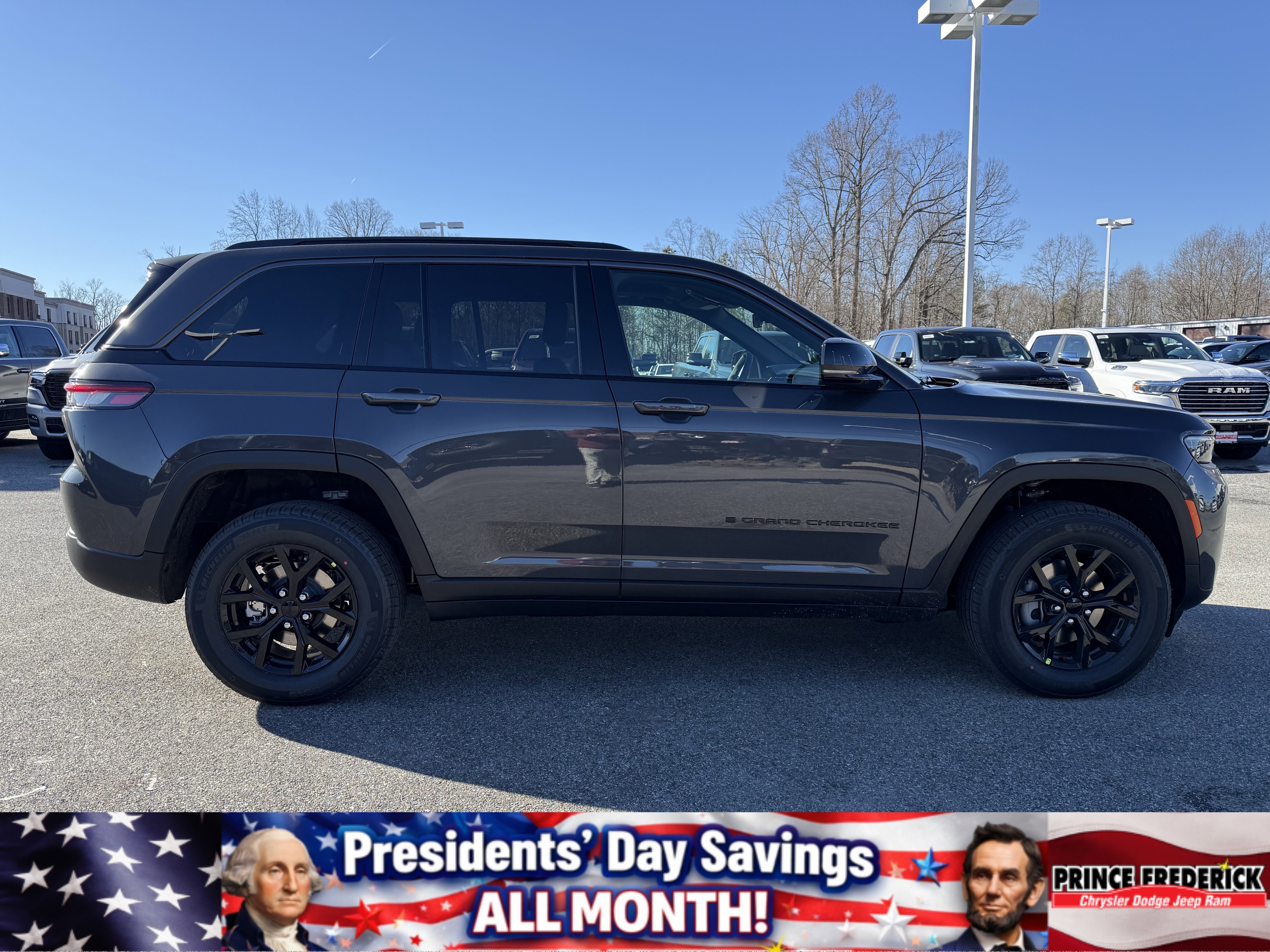 New 2026 Jeep Grand Cherokee Altitude image 2