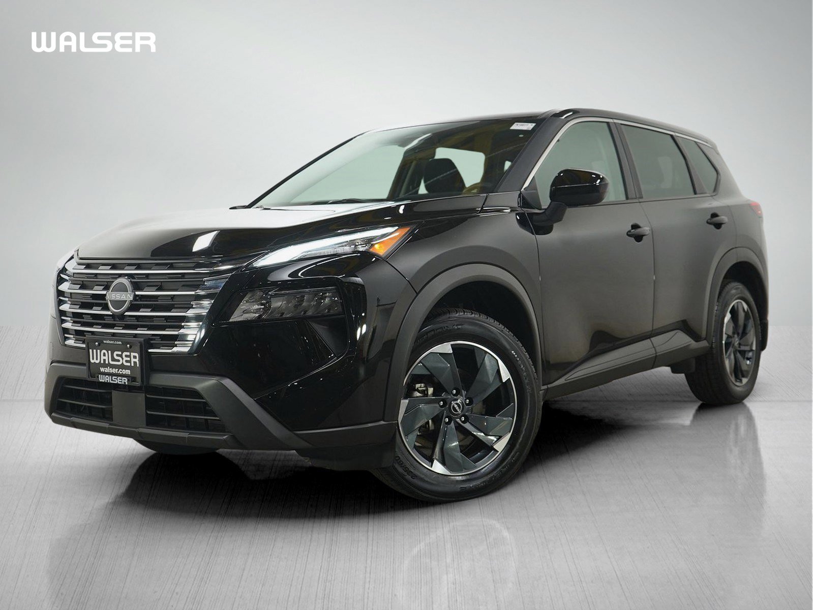 Used 2024 Nissan Rogue SV AWD/4WD image 1