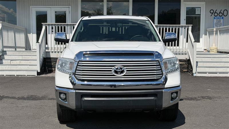 Used 2015 Toyota Tundra Limited w/ Limited Premium Package AWD/4WD image 9