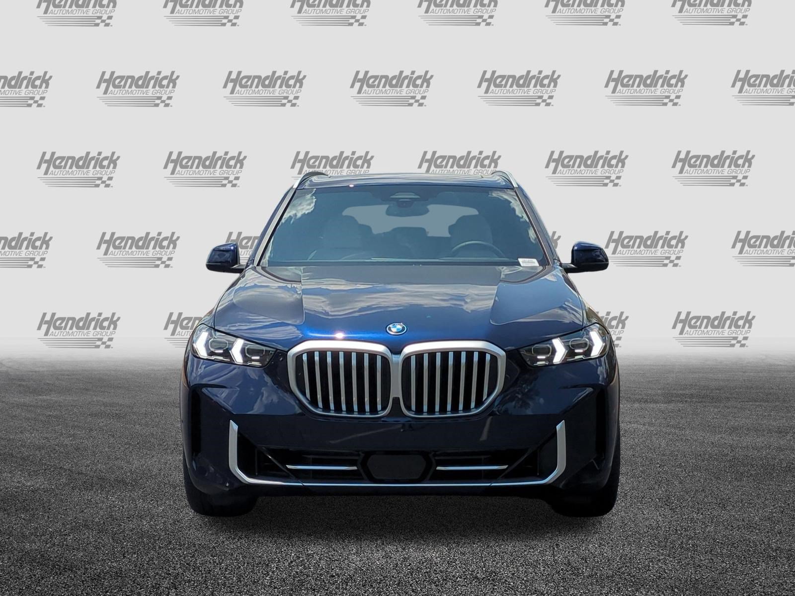 New 2026 BMW X5 xDrive50e w/ Climate Comfort Package AWD/4WD image 3