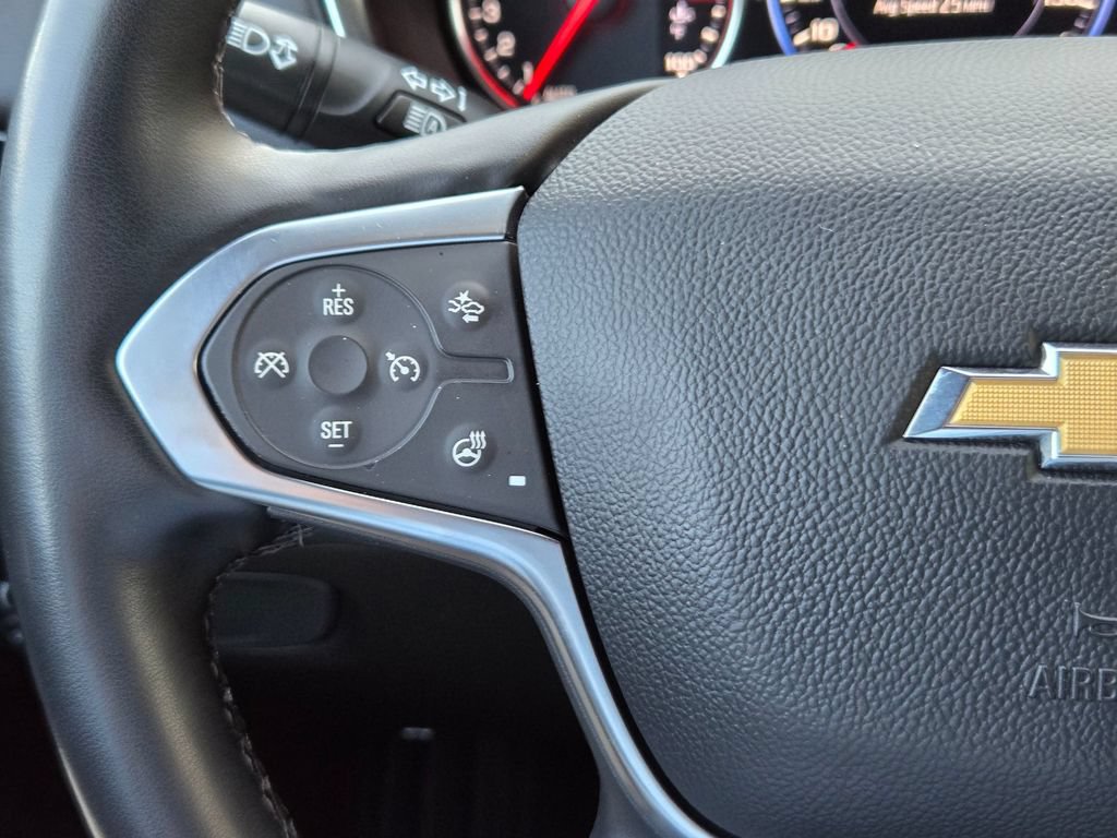 Used 2023 Chevrolet Traverse Premier FWD image 23
