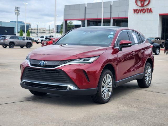 Certified 2022 Toyota Venza Limited w/ Advanced Technology Package AWD/4WD image 3