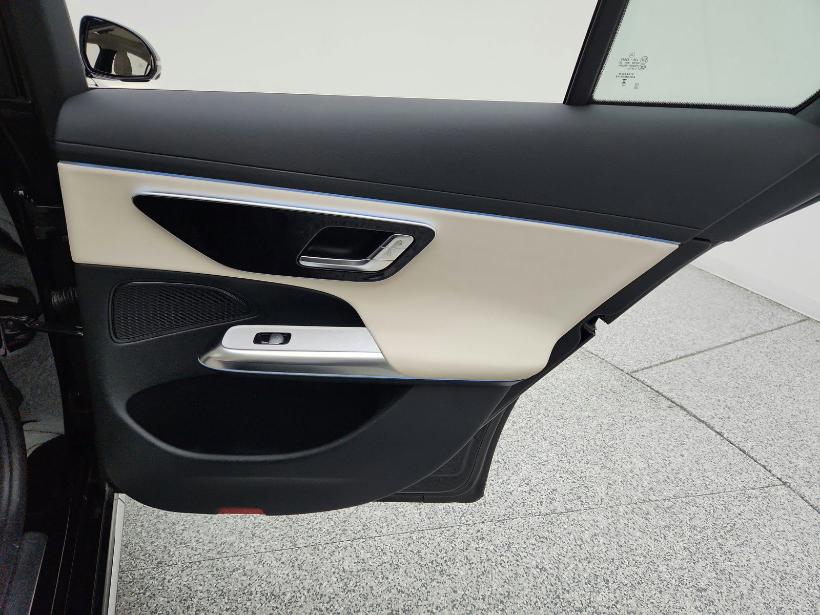 Used 2026 Mercedes-Benz E 350 4MATIC Sedan image 30