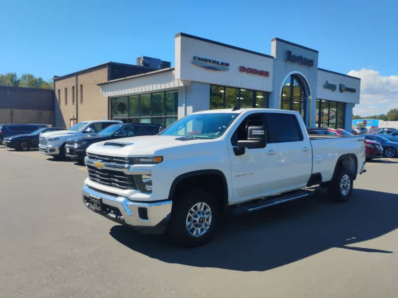 Used 2026 Chevrolet Silverado 2500 LT AWD/4WD image 1