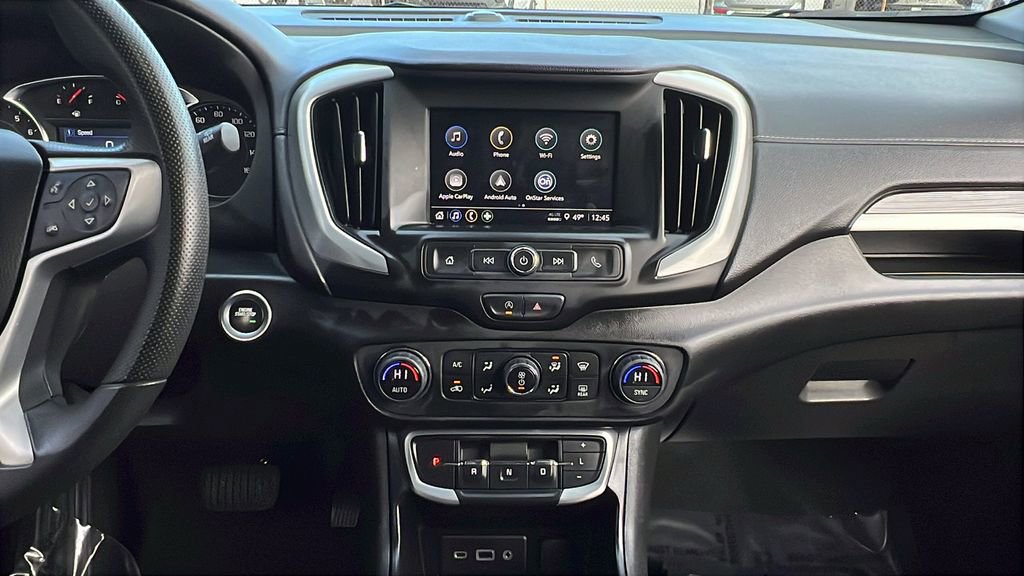 Used 2023 GMC Terrain SLE w/ Driver Convenience Package image 18