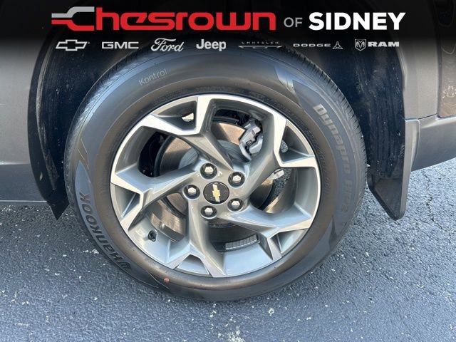 Used 2025 Chevrolet Trax LT FWD image 18