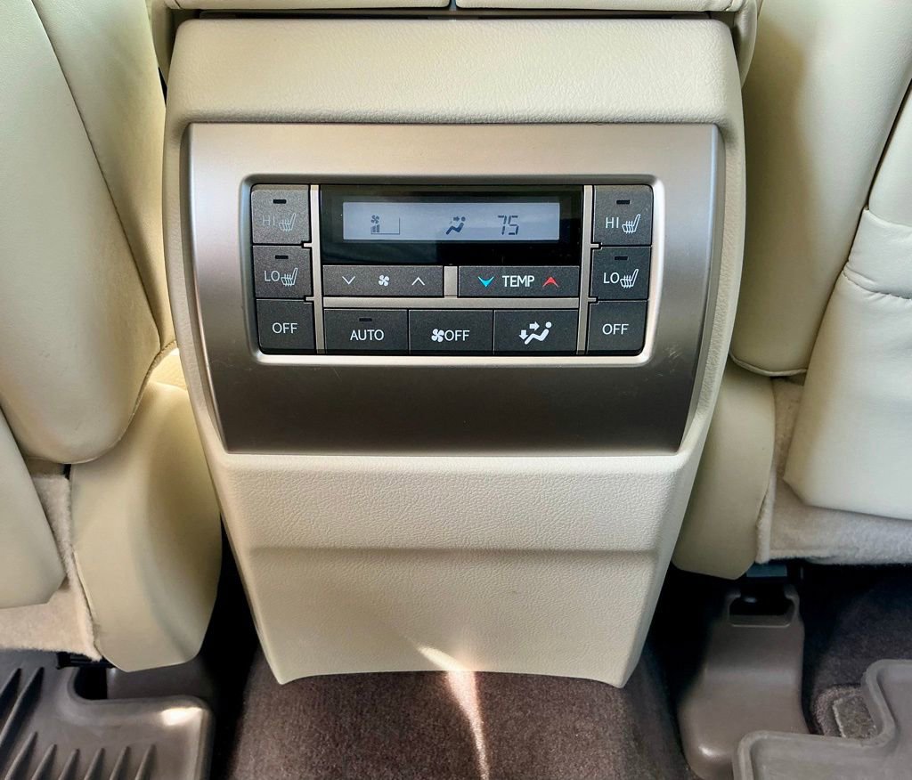 Used 2017 Lexus GX 460 Premium image 32