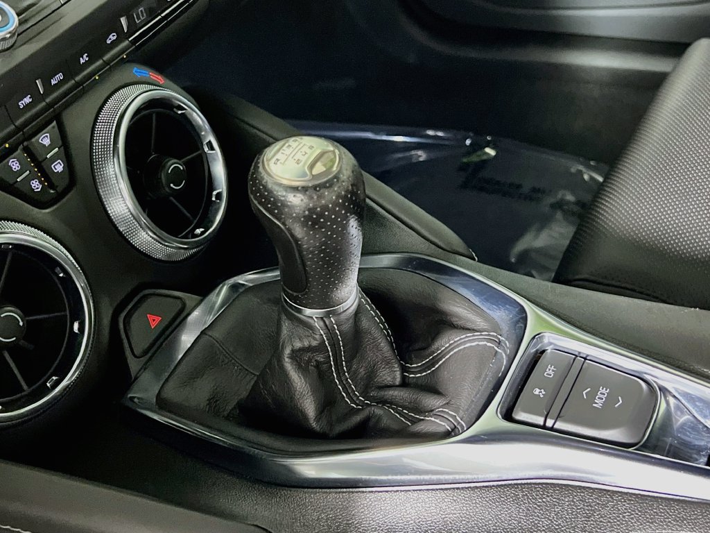 Used 2024 Chevrolet Camaro LT RWD image 21