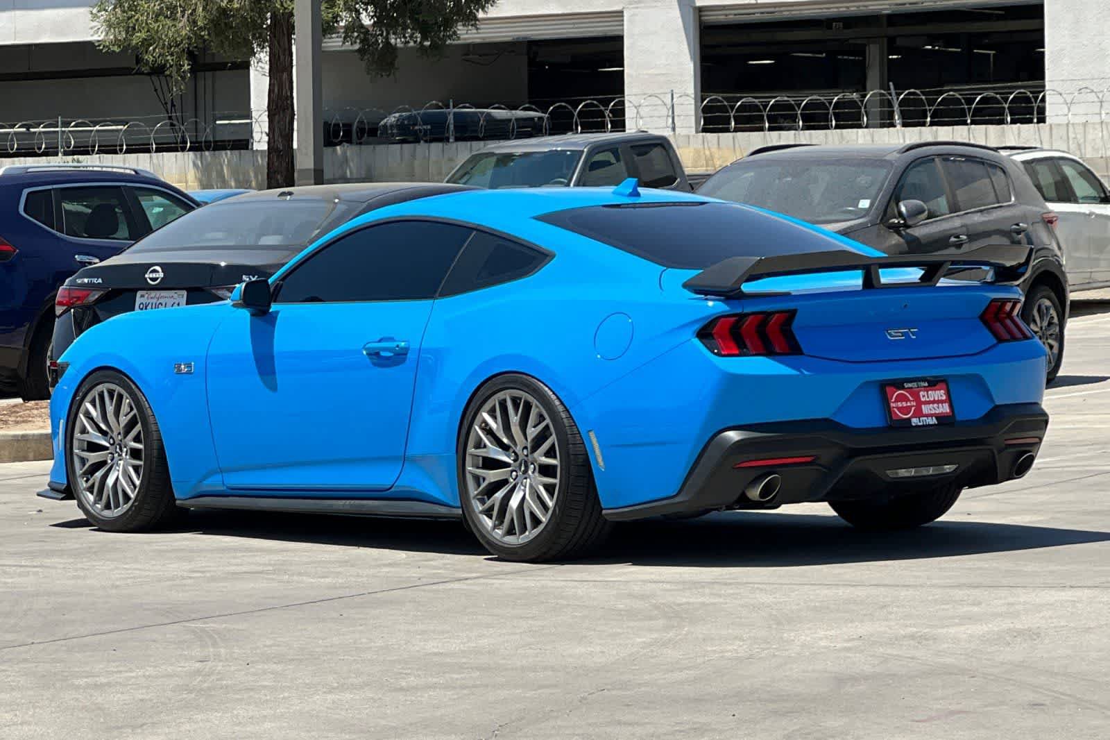 Used 2025 Ford Mustang GT Premium RWD image 7