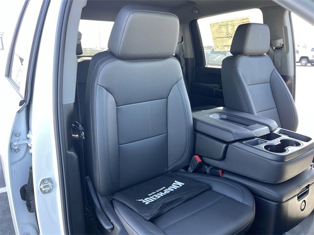 New 2024 GMC Sierra 2500 Pro w/ Convenience Package image 19