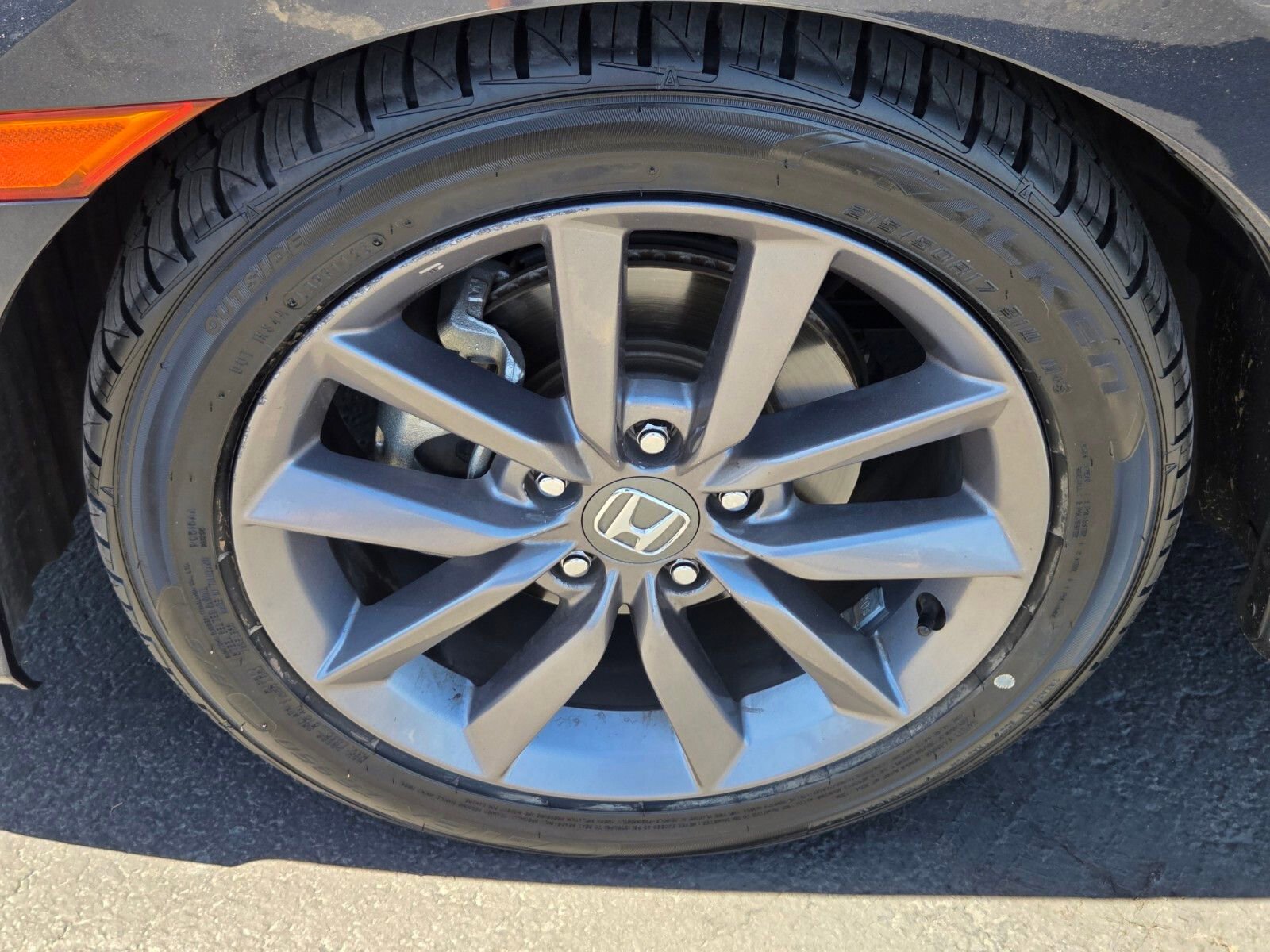 Used 2019 Honda Civic EX image 9