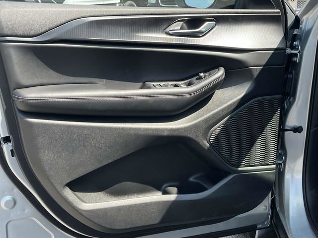 New 2025 Jeep Grand Cherokee L Laredo image 12