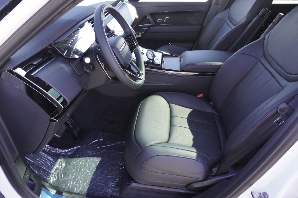 New 2026 Land Rover Range Rover Sport Dynamic SE AWD/4WD image 19