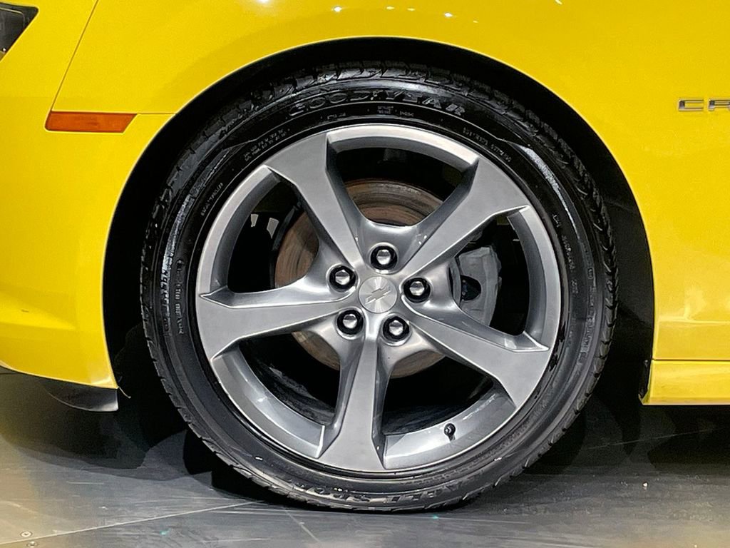 Used 2014 Chevrolet Camaro LT w/ RS Package RWD image 11