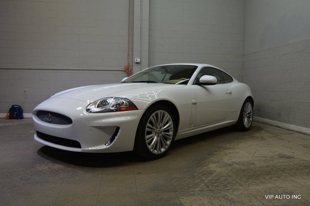 Used 2011 Jaguar XK Coupe RWD image 2